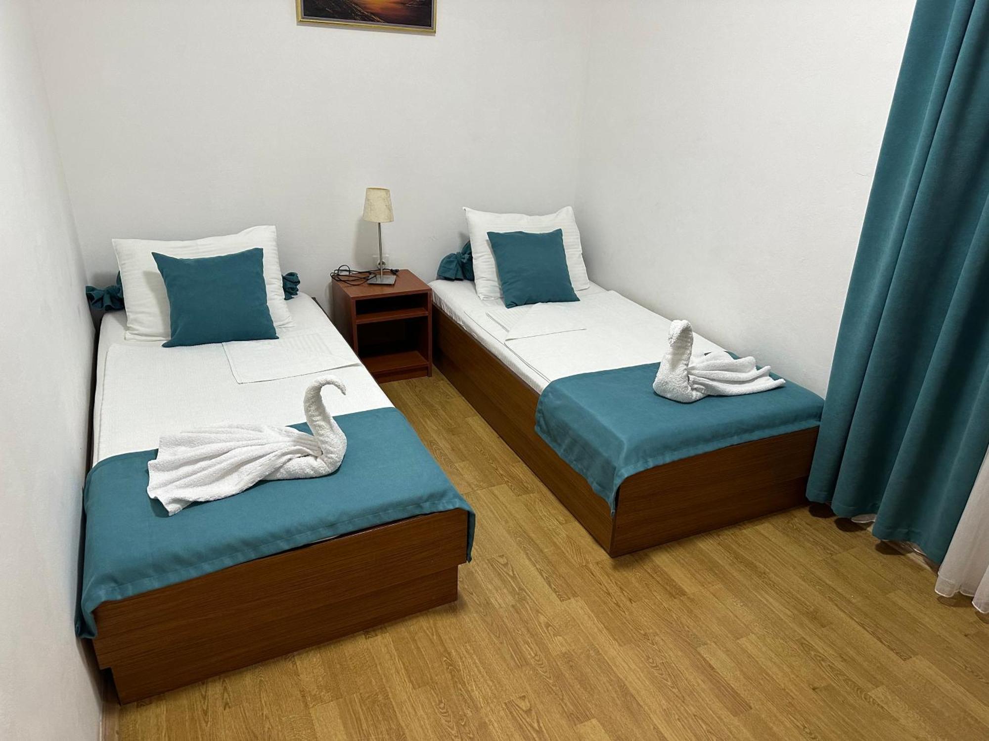 Apartments Kovinic Tivat Extérieur photo