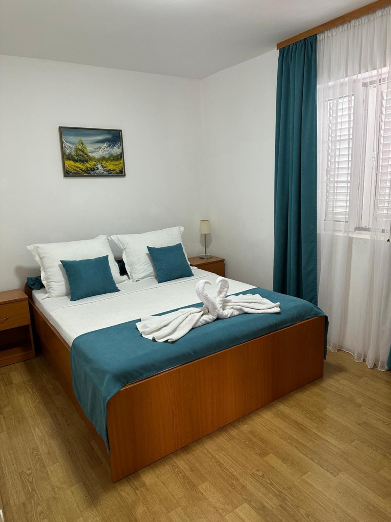 Apartments Kovinic Tivat Extérieur photo