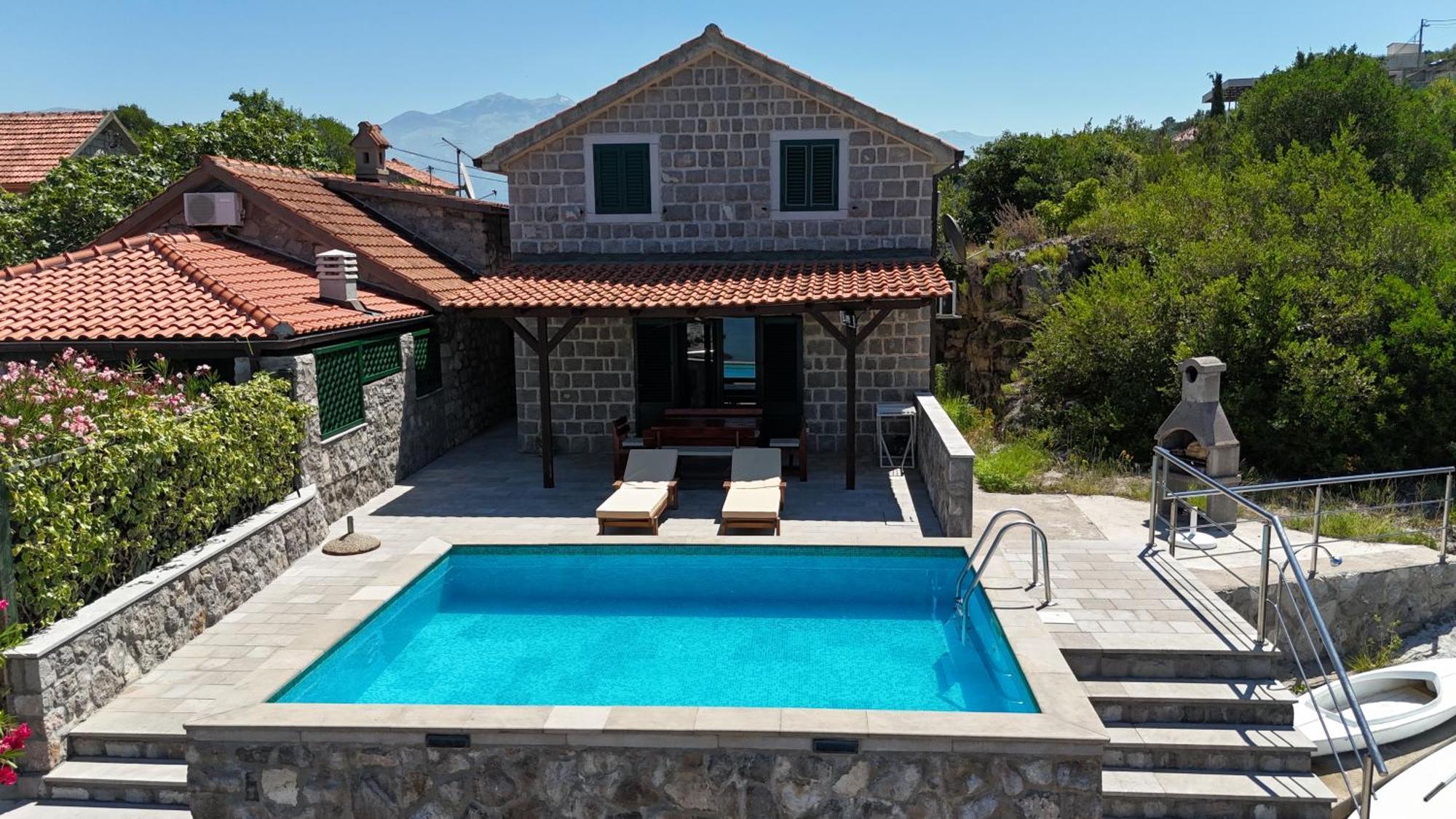 Apartments Kovinic Tivat Extérieur photo