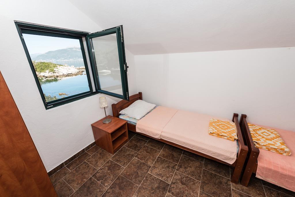 Apartments Kovinic Tivat Chambre photo