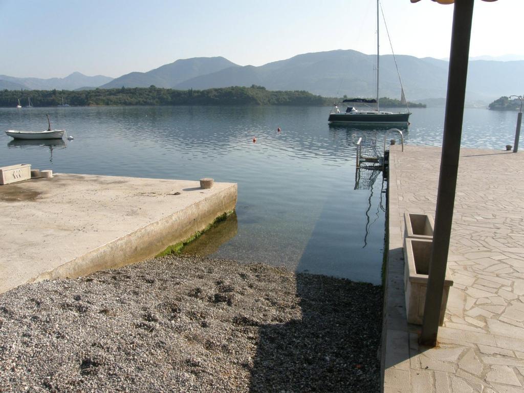 Apartments Kovinic Tivat Chambre photo